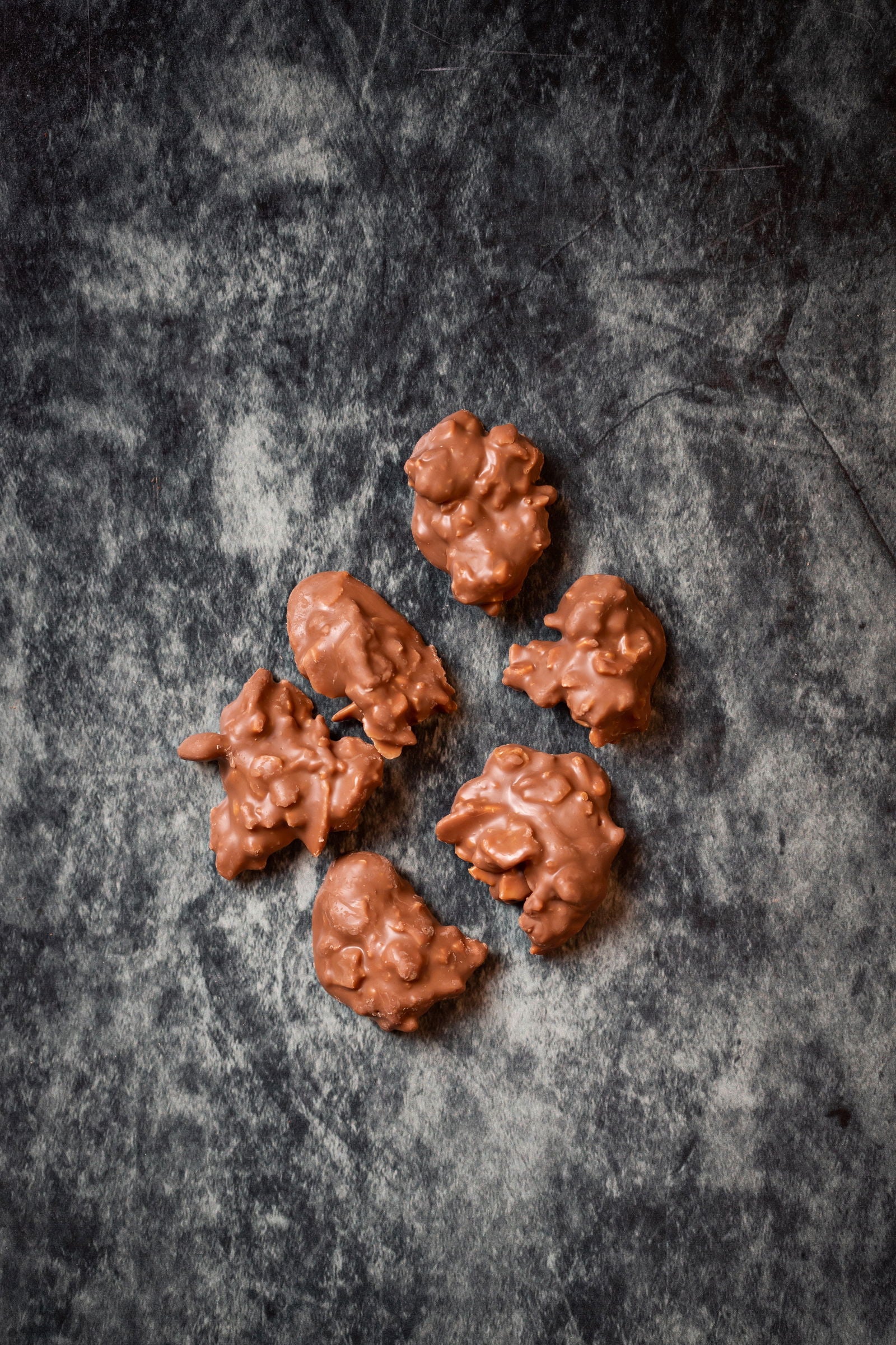 Ricitos de Almendra Chocolate Leche 150g - D'Cuento Chocolates - - 